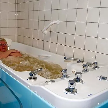 ホテル Lazensky Dum Erika Františkovy Lázně